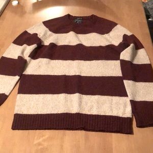 American Eagle Men’s Sweater Size Large